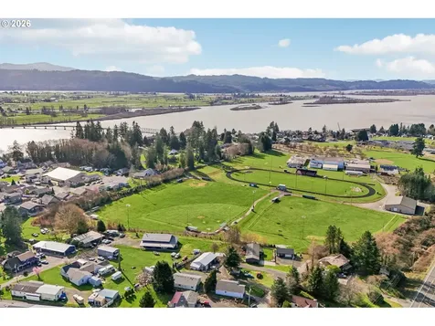 50 Hill Drive Cathlamet WA 98612