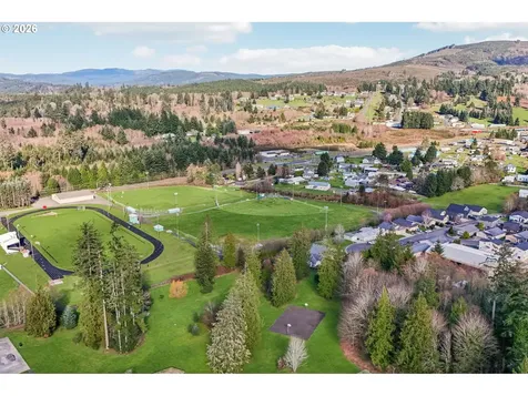 50 Hill Drive Cathlamet WA 98612