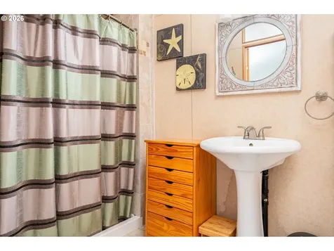 648 S Easy Street Rockaway Beach OR 97136
