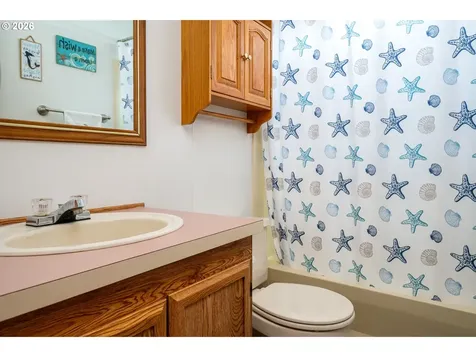 648 S Easy Street Rockaway Beach OR 97136