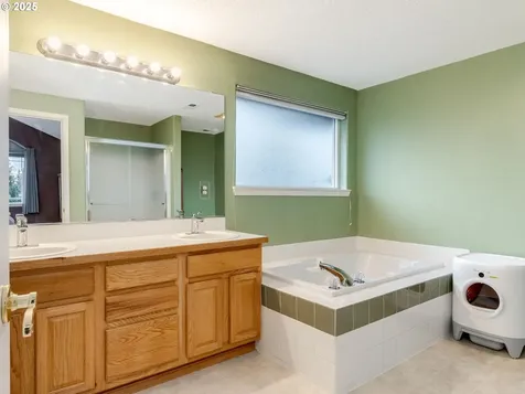 20228 Canterwood Court Oregon City OR 97045