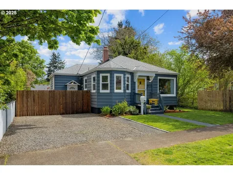8976 N Mckenna Avenue Portland OR 97203
