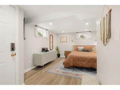 8976 N Mckenna Avenue Portland OR 97203