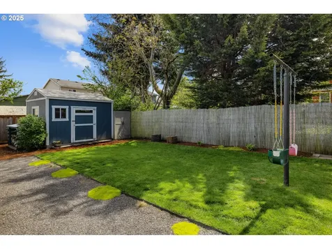 8976 N Mckenna Avenue Portland OR 97203