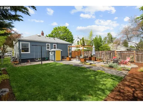 8976 N Mckenna Avenue Portland OR 97203