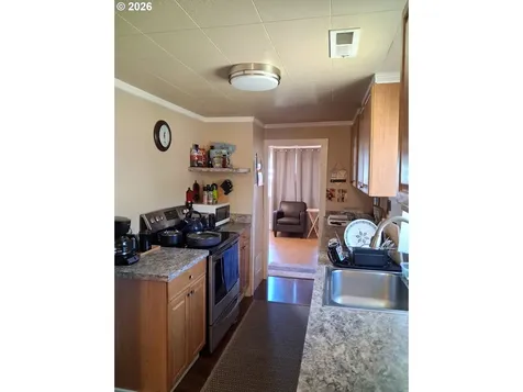 1055 Columbia Avenue Gladstone OR 97027