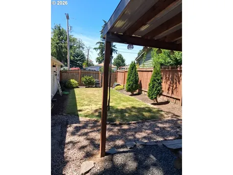 1055 Columbia Avenue Gladstone OR 97027