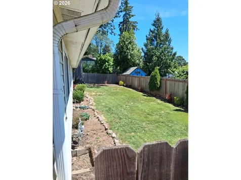 1055 Columbia Avenue Gladstone OR 97027