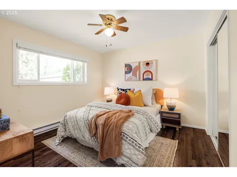 11745 SE Taylor Street Portland OR 97216