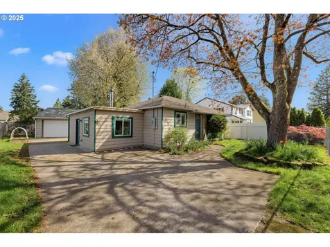 11745 SE Taylor Street Portland OR 97216
