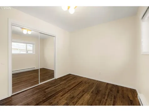 11745 SE Taylor Street Portland OR 97216