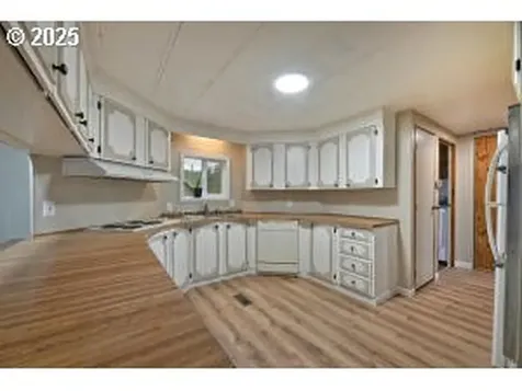 1330 Glenbrook Loop Road Riddle OR 97469
