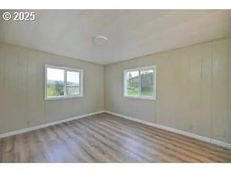 1330 Glenbrook Loop Road Riddle OR 97469