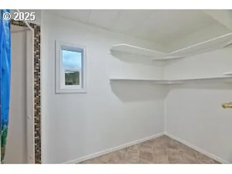 1330 Glenbrook Loop Road Riddle OR 97469