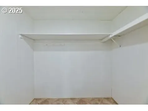 1330 Glenbrook Loop Road Riddle OR 97469
