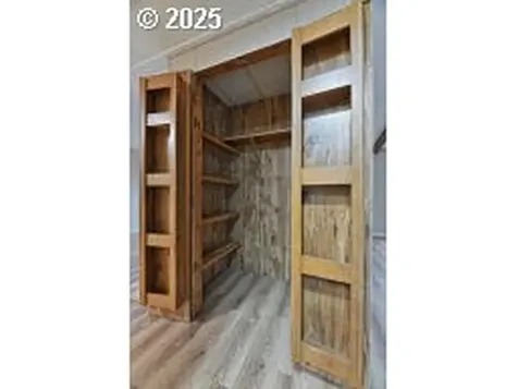 1330 Glenbrook Loop Road Riddle OR 97469