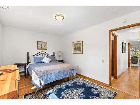15685 SW Queen Victoria Place Portland OR 97224
