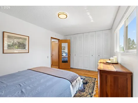 15685 SW Queen Victoria Place Portland OR 97224