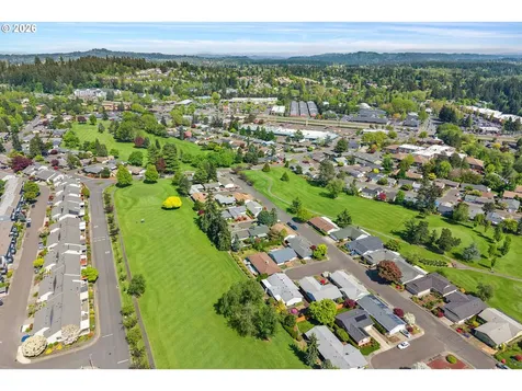 15685 SW Queen Victoria Place Portland OR 97224