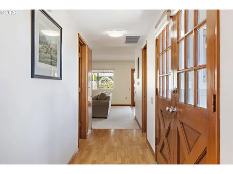 15685 SW Queen Victoria Place Portland OR 97224