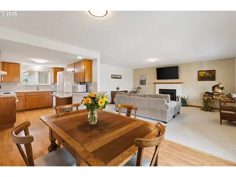 15685 SW Queen Victoria Place Portland OR 97224