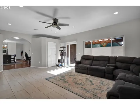 3607 Cameron Court NE Albany OR 97322