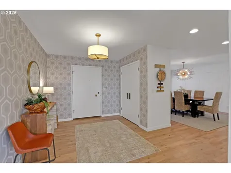7820 SW Northvale Way Portland OR 97225