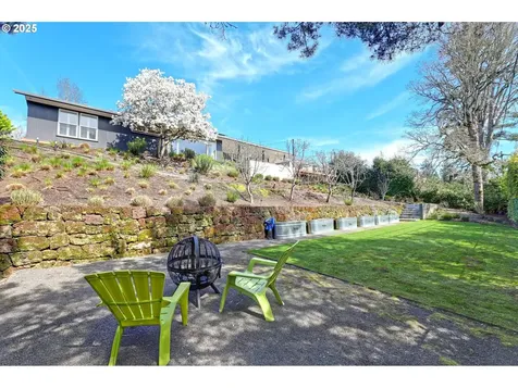 7820 SW Northvale Way Portland OR 97225