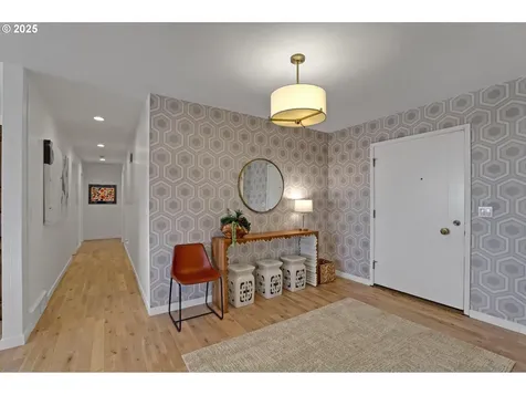 7820 SW Northvale Way Portland OR 97225