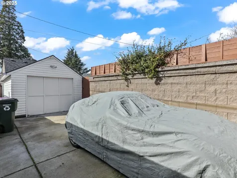 611 W 27th Street Vancouver WA 98660