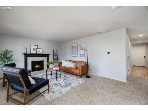 12723 NW Maplecrest Way Banks OR 97106