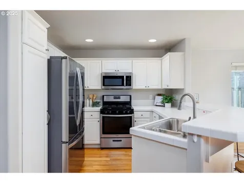 12723 NW Maplecrest Way Banks OR 97106