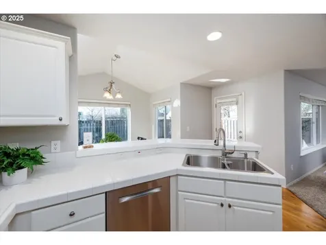 12723 NW Maplecrest Way Banks OR 97106