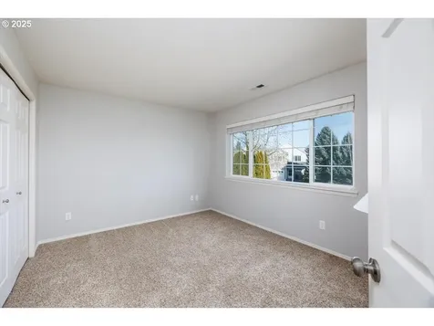 12723 NW Maplecrest Way Banks OR 97106