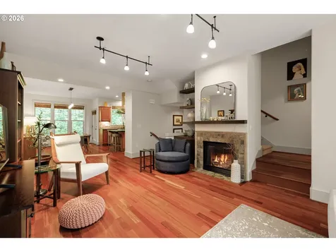 5077 W Sunset Drive Lake Oswego OR 97035