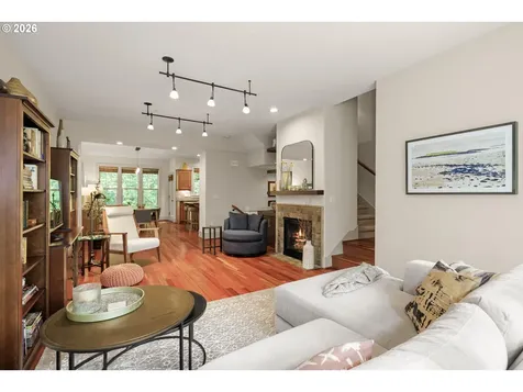 5077 W Sunset Drive Lake Oswego OR 97035