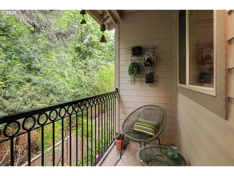 5077 W Sunset Drive Lake Oswego OR 97035
