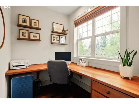 5077 W Sunset Drive Lake Oswego OR 97035
