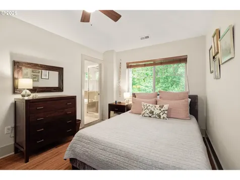 5077 W Sunset Drive Lake Oswego OR 97035
