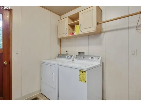 11425 SE Ash Court Portland OR 97216