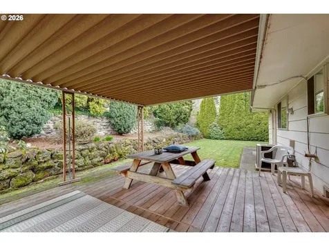 11425 SE Ash Court Portland OR 97216