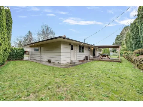 11425 SE Ash Court Portland OR 97216