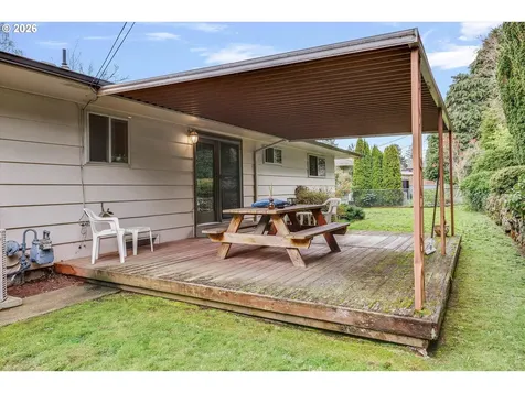 11425 SE Ash Court Portland OR 97216