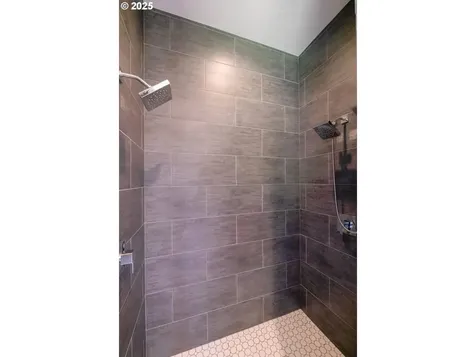 6550 Congressional Court SE Salem OR 97306