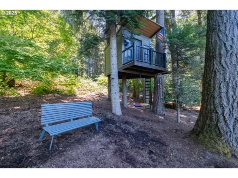 6550 Congressional Court SE Salem OR 97306