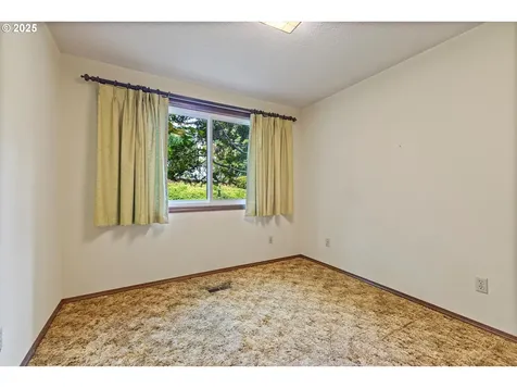 10340 SW 41st Avenue Portland OR 97219