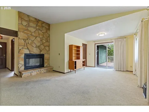 10340 SW 41st Avenue Portland OR 97219