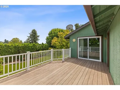 10340 SW 41st Avenue Portland OR 97219