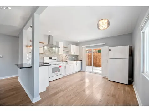 7344 SE 87th Avenue Portland OR 97266