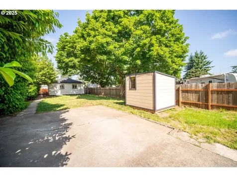 7344 SE 87th Avenue Portland OR 97266